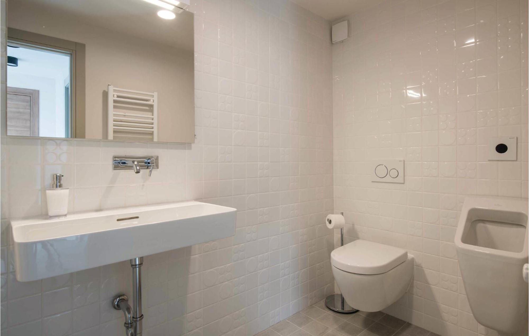 Nice Apartment In Plomin With Jacuzzi Экстерьер фото